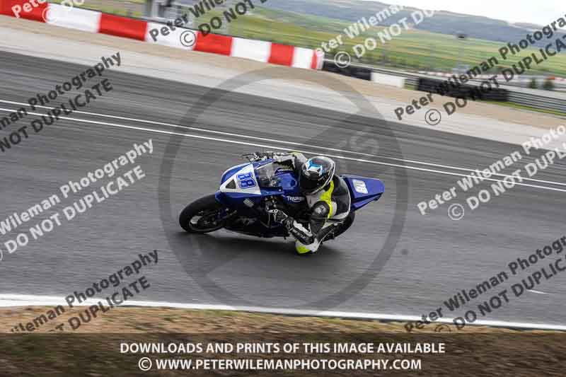 cadwell no limits trackday;cadwell park;cadwell park photographs;cadwell trackday photographs;enduro digital images;event digital images;eventdigitalimages;navarra;no limits trackdays;peter wileman photography;racing digital images;trackday digital images;trackday photos